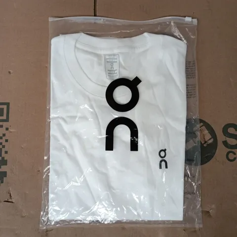 BAGGED ON MEN'S CLUB T-SHIRT IN WHITE SIZE LARGE