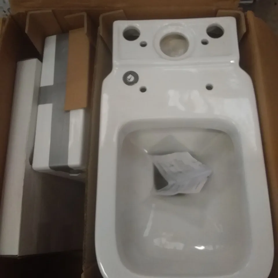 BOXED FABIENNE CLOSE COUPLED TOILET WITH SOFTCLOSE SEAT