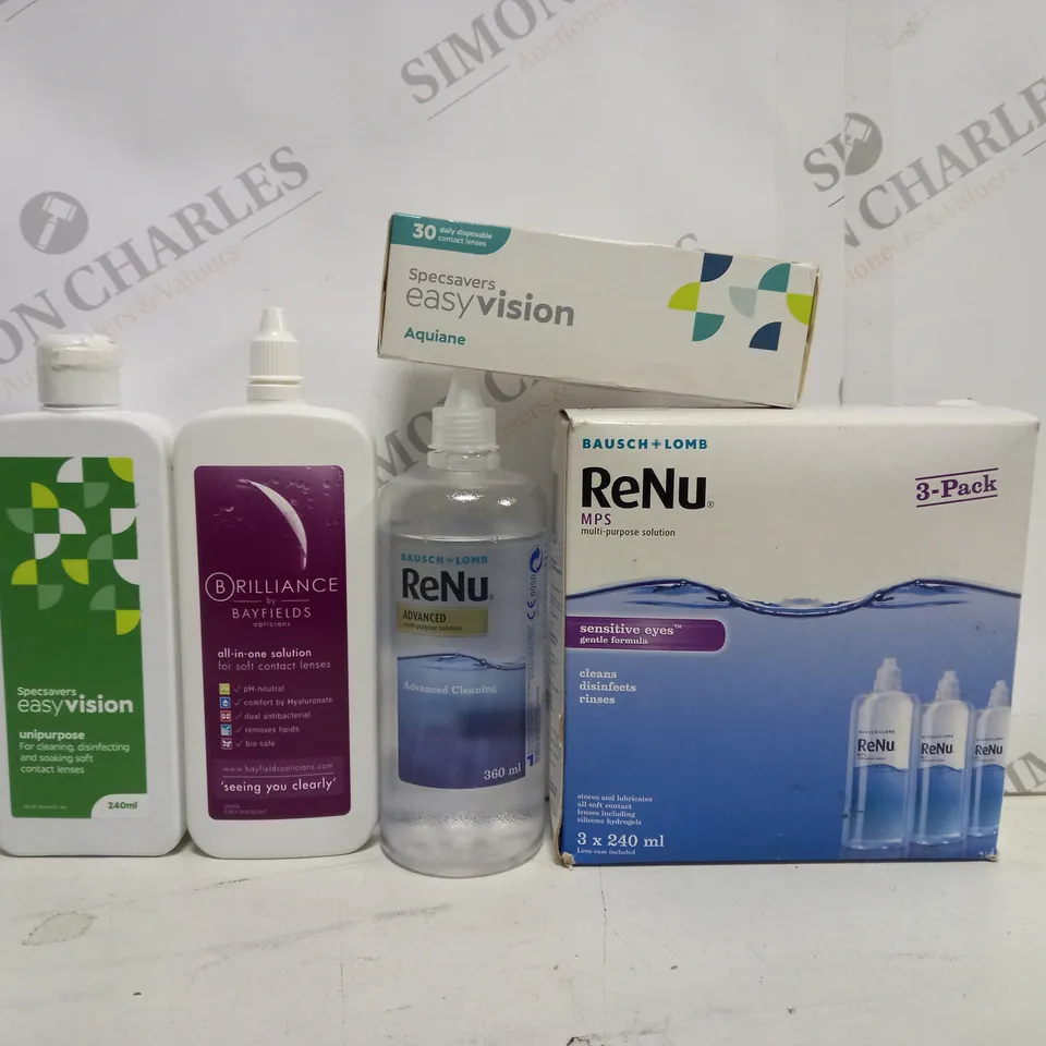BOX OF APPROX 20 ASSORTED VISION CARE ITEMS TO INCLUDE - SPECSAVERS UNIPURPOSE - RENU ADVANCED CLEANING - SPECSAVERS AQUIANE ETC