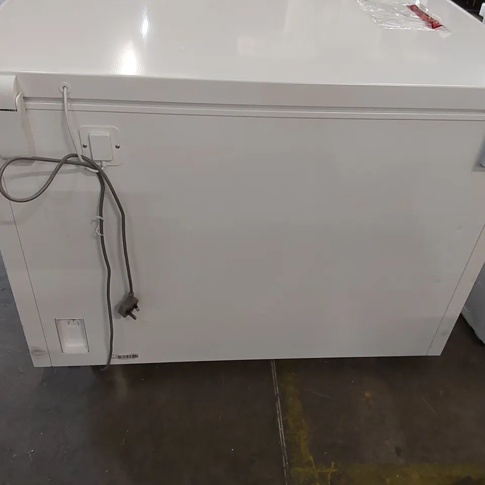 RUSSELL HOBBS RH300CF201W CHEST FREEZER