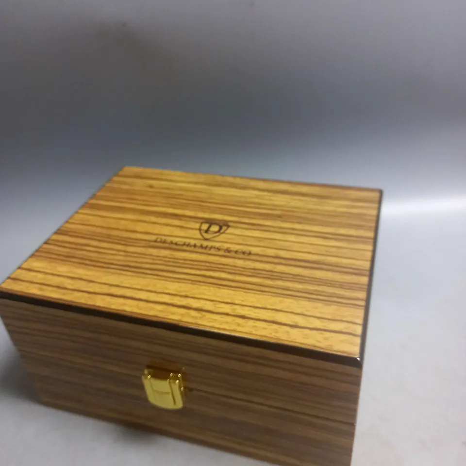 BOXED DECHAMPS&CO MECHANICAL WATCH IN BLUE/SILVER