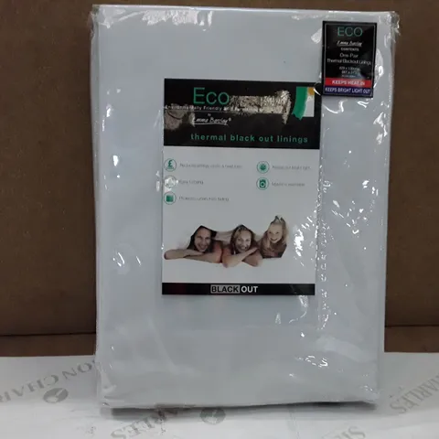 BRAND NEW ECO BLACK OUT THERMAL CURTAINS - 229CM X 130CM (WHITE)