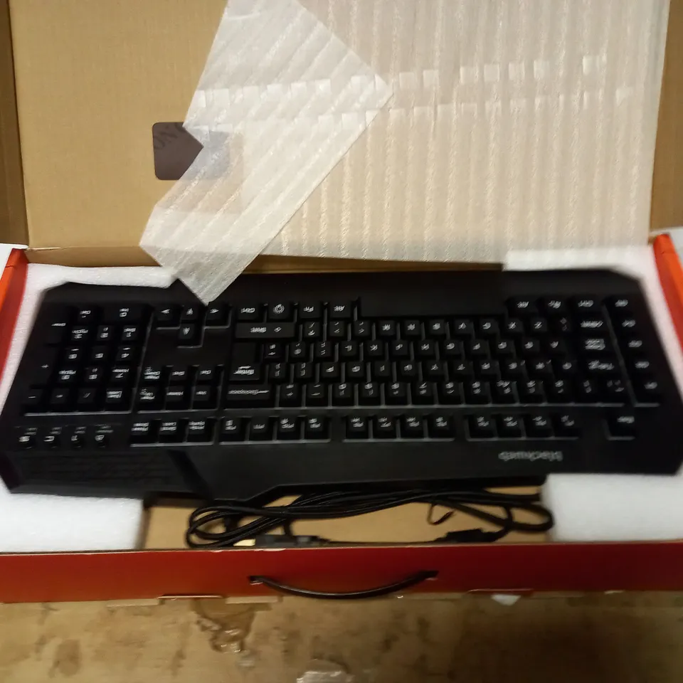 BLACKWEB 4-IN-1 GAMING KIT