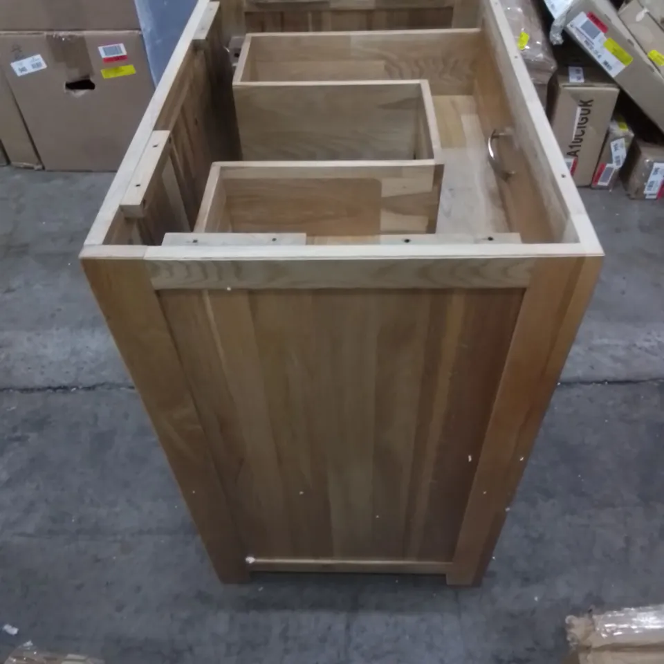 SYCAMORE SOLID OAK 750MM FREE-STANDING VANITY UNIT WITH TOP AND BASIN (3 PIECES)