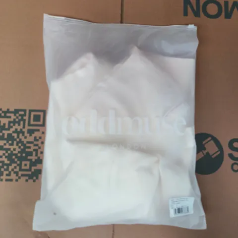 BAGGED ODDMUSE - THE ULTIMATE MUSE COTTON MIX STRUCTURED TOP IN CREAM SIZE SMALL