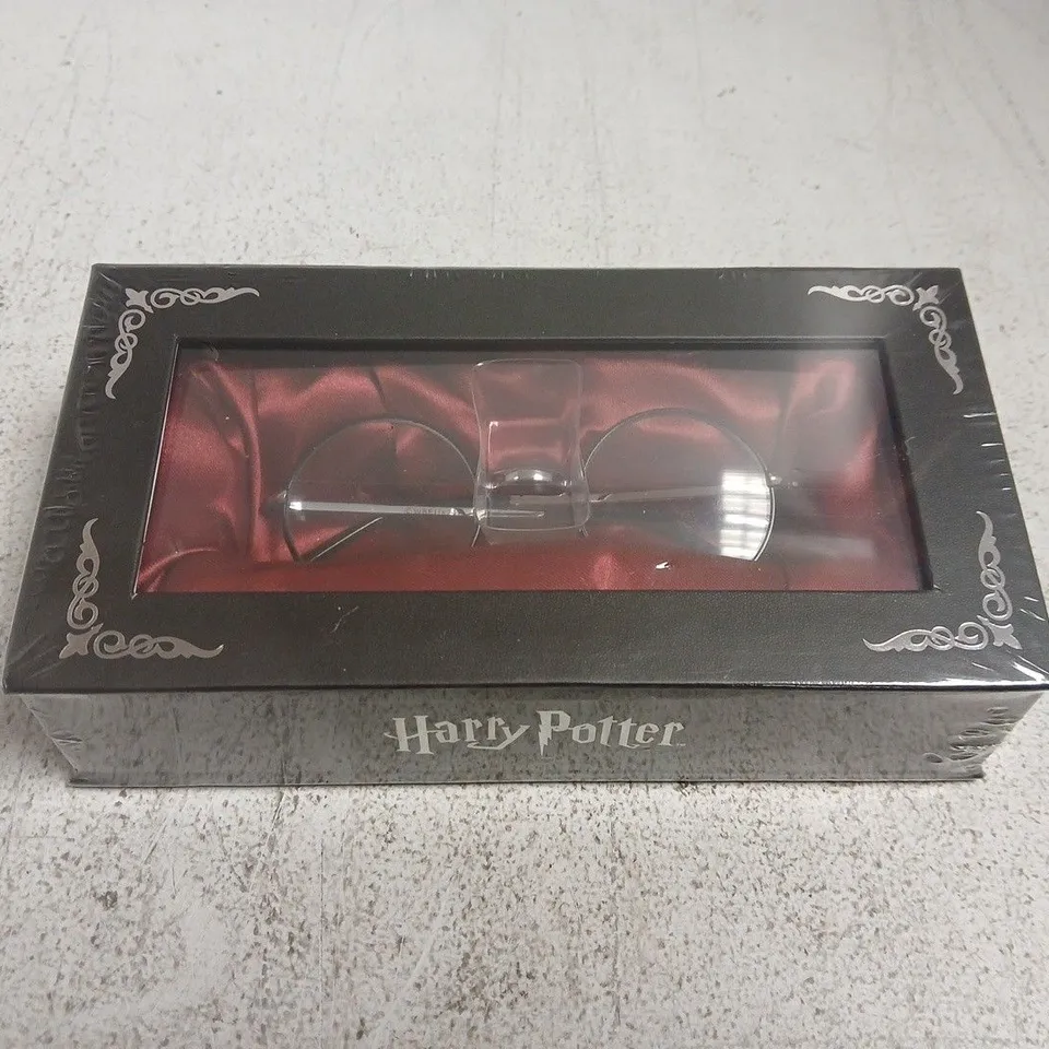 HARRY POTTER GLASSES PROP REPLICA – WIZARDING WORLD, BOXED