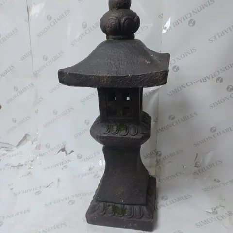 BOXED ORIENTAL GARDEN ORNAMENT 