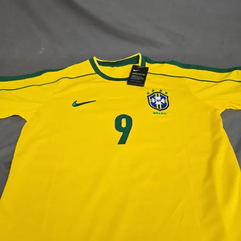 RETRO BRAZIL HOME JERSEY WITH RONALDO 9 SIZE SMALL