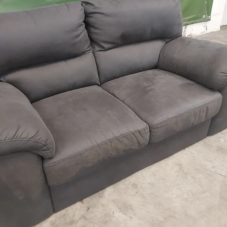 DESIGNER DANIELLE 2 SEATER FABRIC UPHOLSTERED SOFA 