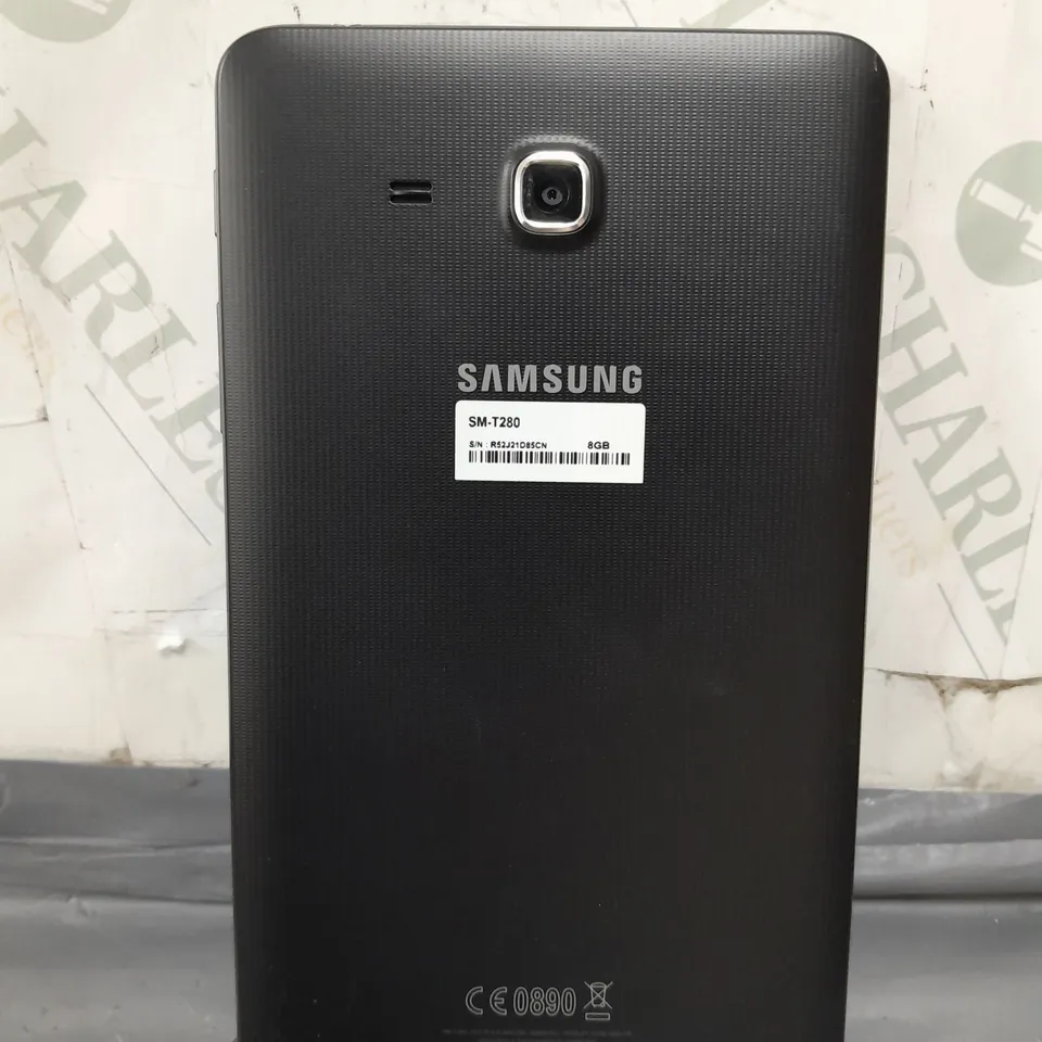 SAMSUNG GALAXY TAB A 7.0