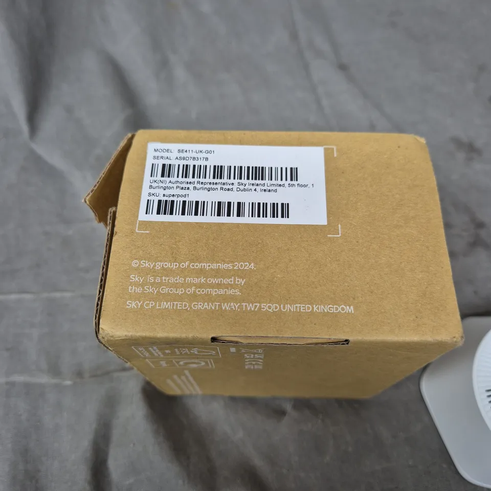 SKY MAX POD – MESH WI‑FI EXTENDER FOR SKY Q, MODEL SE411-UK
