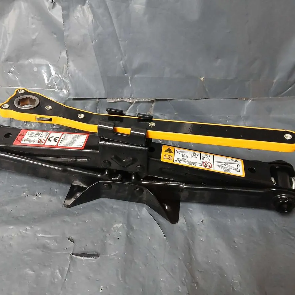 2 TON SCISSOR JACK - COLLECTION ONLY