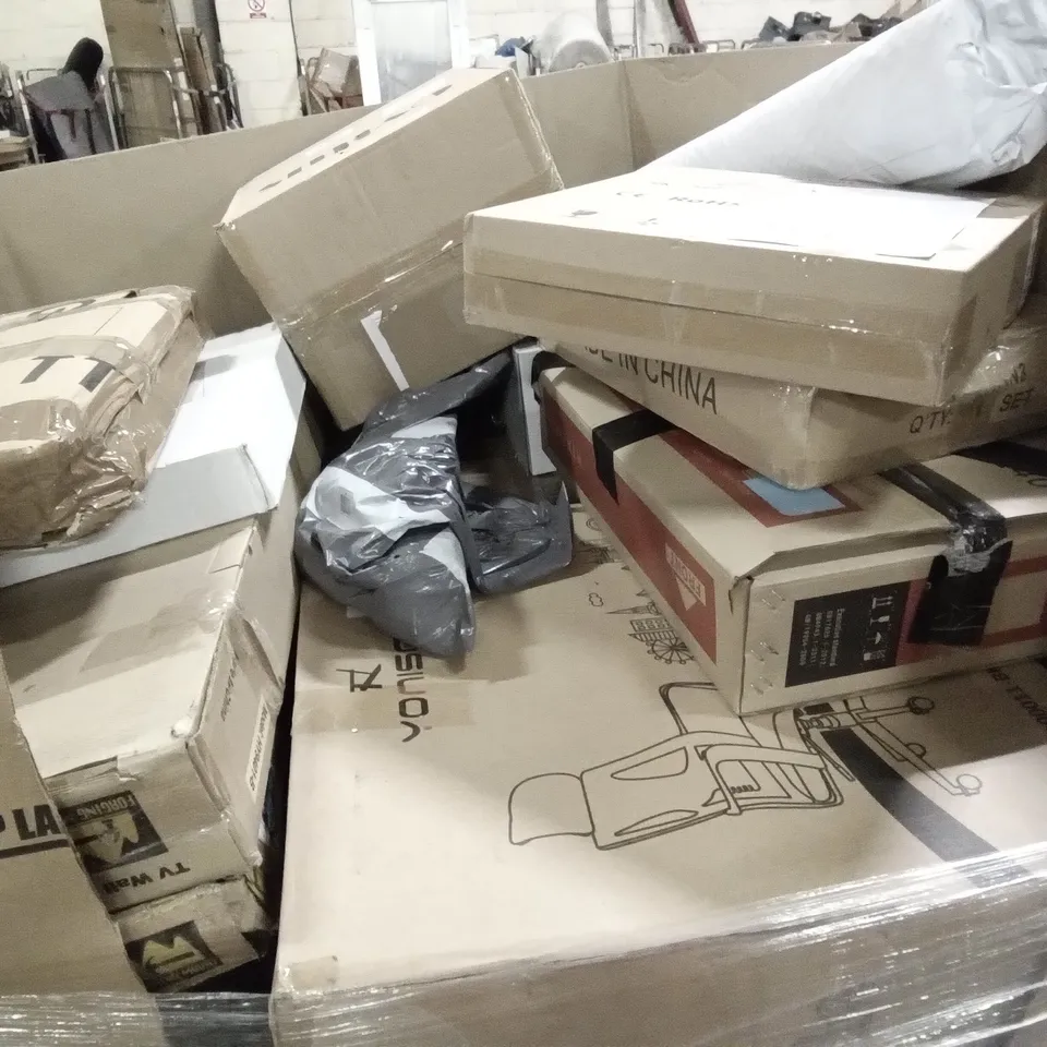 PALLET OF ASSORTED ITEMS INCLUDING POP UP GOAL, YONISEE OFFICE CHAIR, GAMING MOUSE PAD, DUCLUS PHOTOGRAPHY LIGHT BOX, REVITIVE PROHEALTH CIRCULATION BOOSTER 