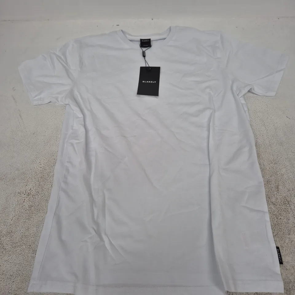BLAKELY WHITE T-SHIRT – UK SIZE MEDIUM