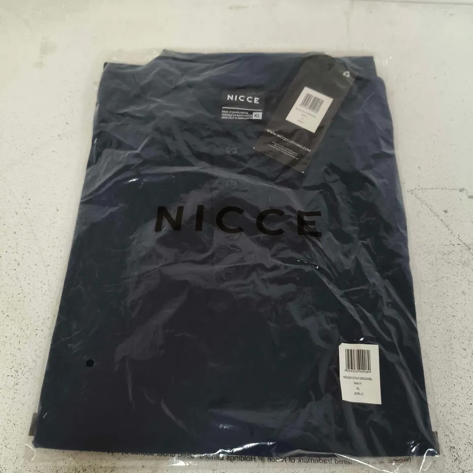 BAGGED NICCE JERLO POLO IN NAVY - XL
