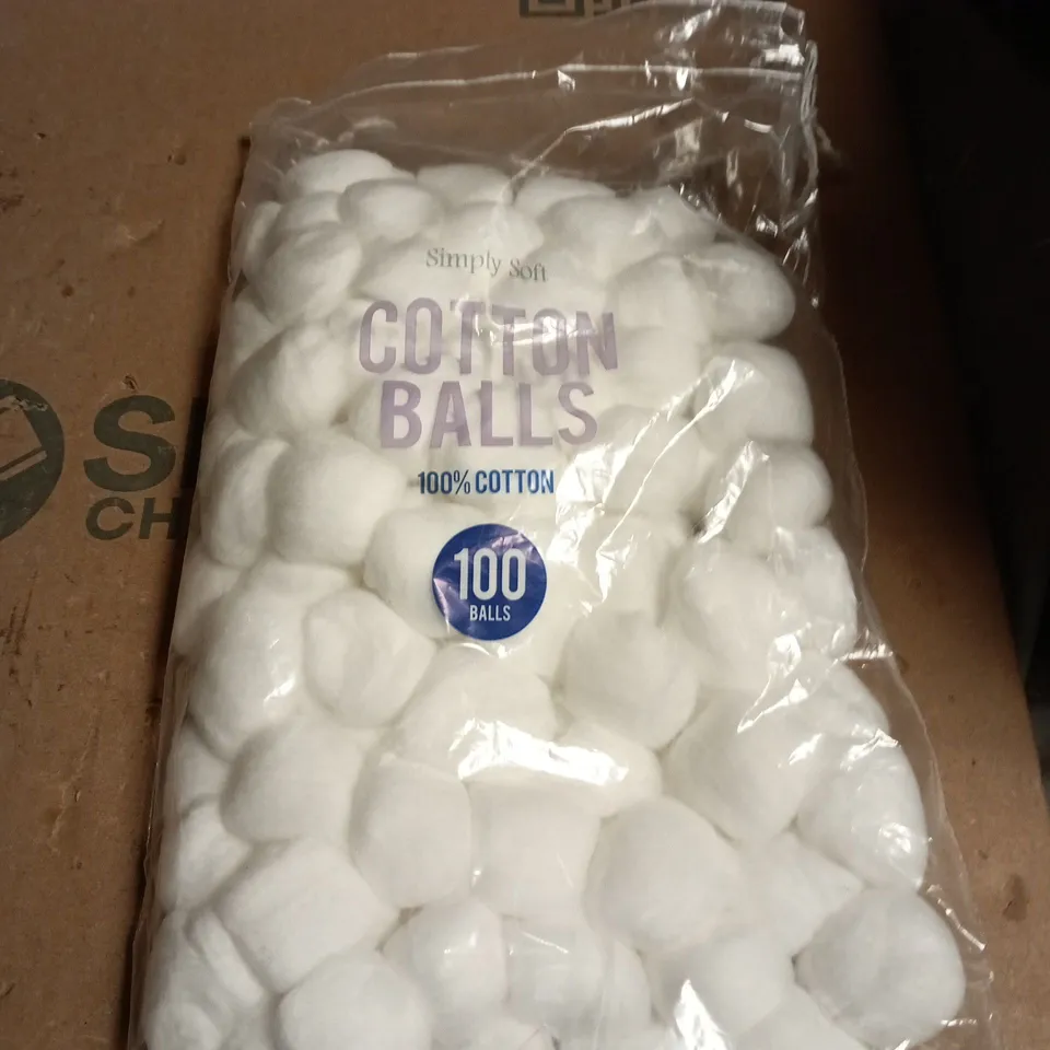 APPROXIMATELY 6 ASSORTED COSMETIC ITEMS INCLUDING MAXI PADS AND COTTON BALLS