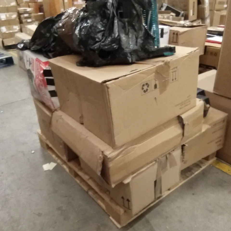 PALLET OF ASSORTED INCOMPLETE OR DAMAGED HOUSEHOLD GOODS AND PRODUCTS TO INCLUDE; DUMBBELLS, CARPET CLEANER, LIGHTING PRODUCTS ETC