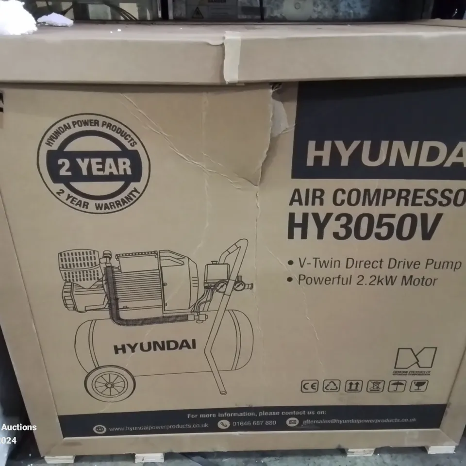 BOXED HYUNDAI 3HP 50L ELECTRIC AIR COMPRESSOR 14CFM 116PSI DIRECT DRIVE V-TWIN | HY3050V RRP £329