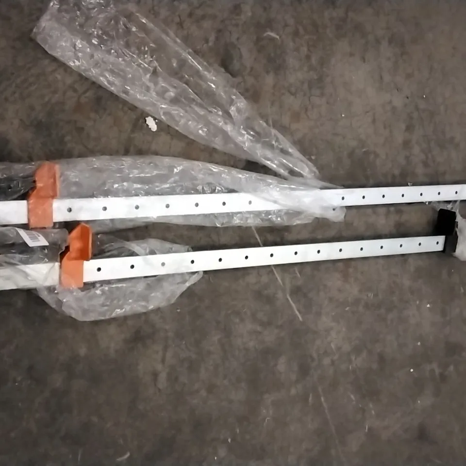 WRAPPED PACK OF 2 CLAMPS 