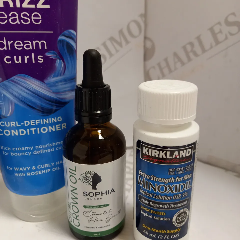 LOT OF APPROX 4 TO INCLUDE JOHN FRIEDA SHAMPOO , JOHN FRIEDA CONDITIONER , ETC