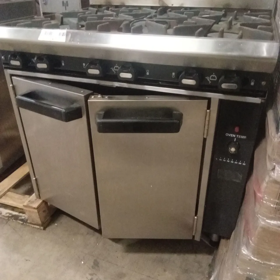 BLUE SEAL GAS 6 BURNER RANGE