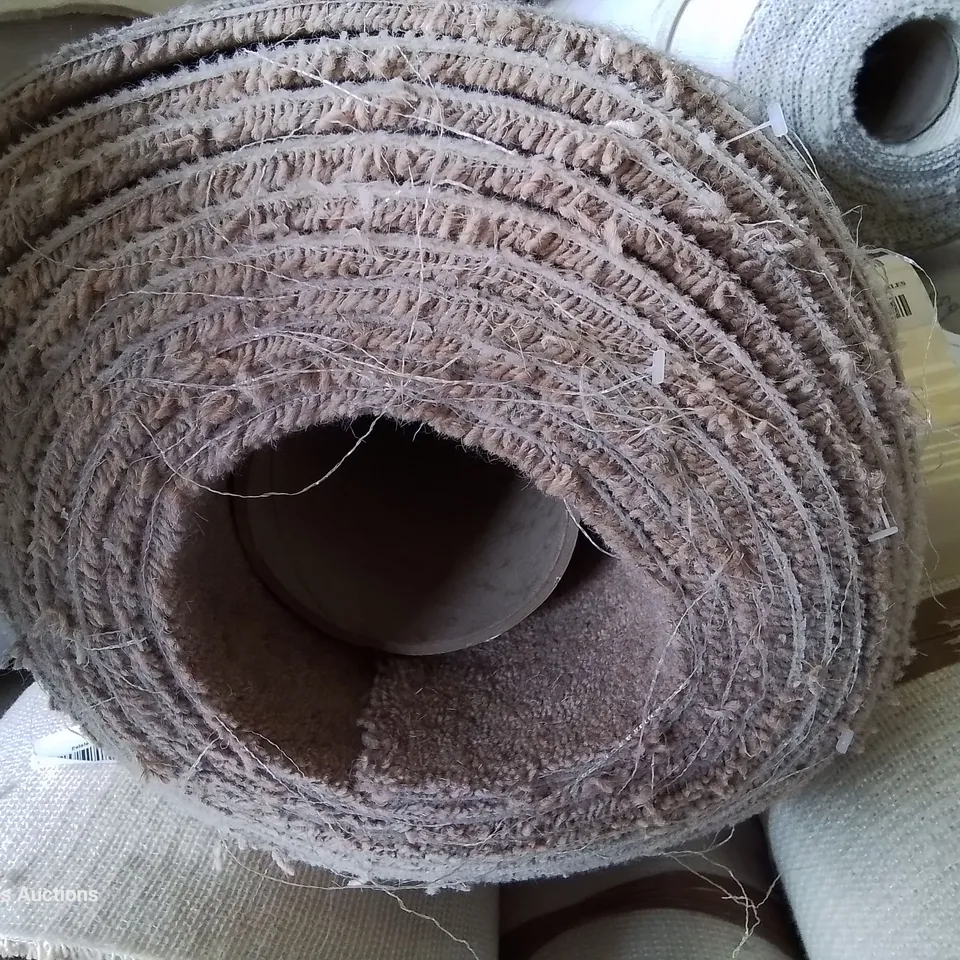 ROLL OF QUALITY LIMESTONE CARPET APPROXIMATELY 5M × 7.02M