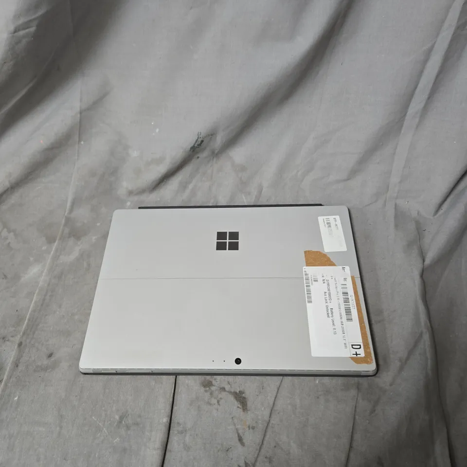 MICROSOFT SURFACE PRO 5 TABLET WITH KEYBOARD – SILVER, I5-7300U, 8GB RAM, 256GB, 12.3-INCH