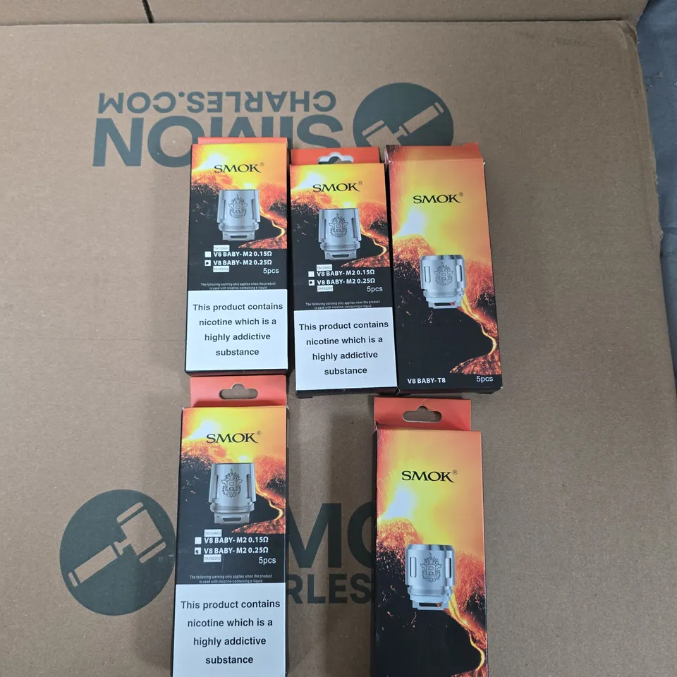 BOX OF APPROXIMATELY 30 ASSORTED E-CIGARETTES AND ACCOMPANIMENTS TO INCLUDE: VARIOUS SMOK ITEMS 