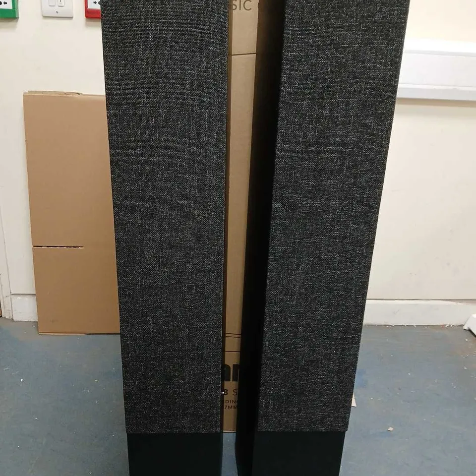 BOXED PAIR OF JAMO S 809 FLOORSTANDING HIGH PERFORMANCE SPEAKERS - BLACK