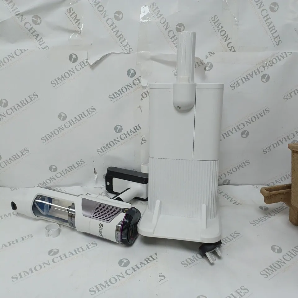 BOXED SHARK DETECT PRO 1.3L AUTO EMPTY VACUUM CLEANER IW3510UK