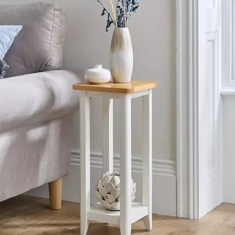 HARBOUR SIDE TABLE – WHITE OAK