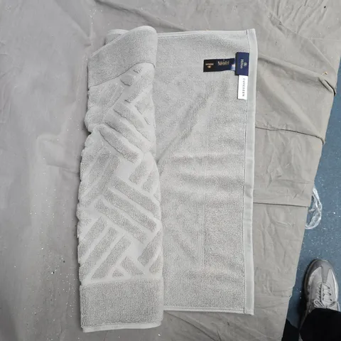 HILTON TOWEL GREY