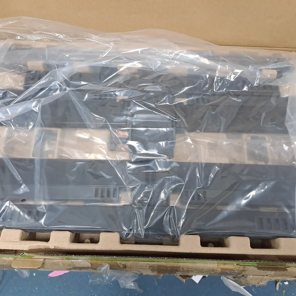 SANUS FLF325-B2 FULL MOTION 47-90" TV BRACKET RRP £129.99