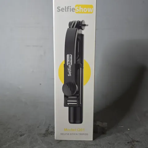 SEALED SELFIE SHOW STICK TRIPOD - Q01