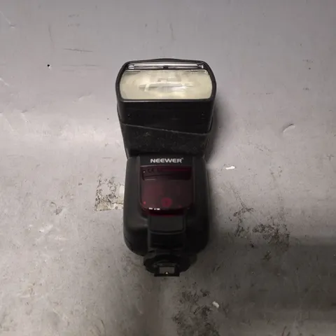 NEEWER NW880S CAMERA LIGHT 