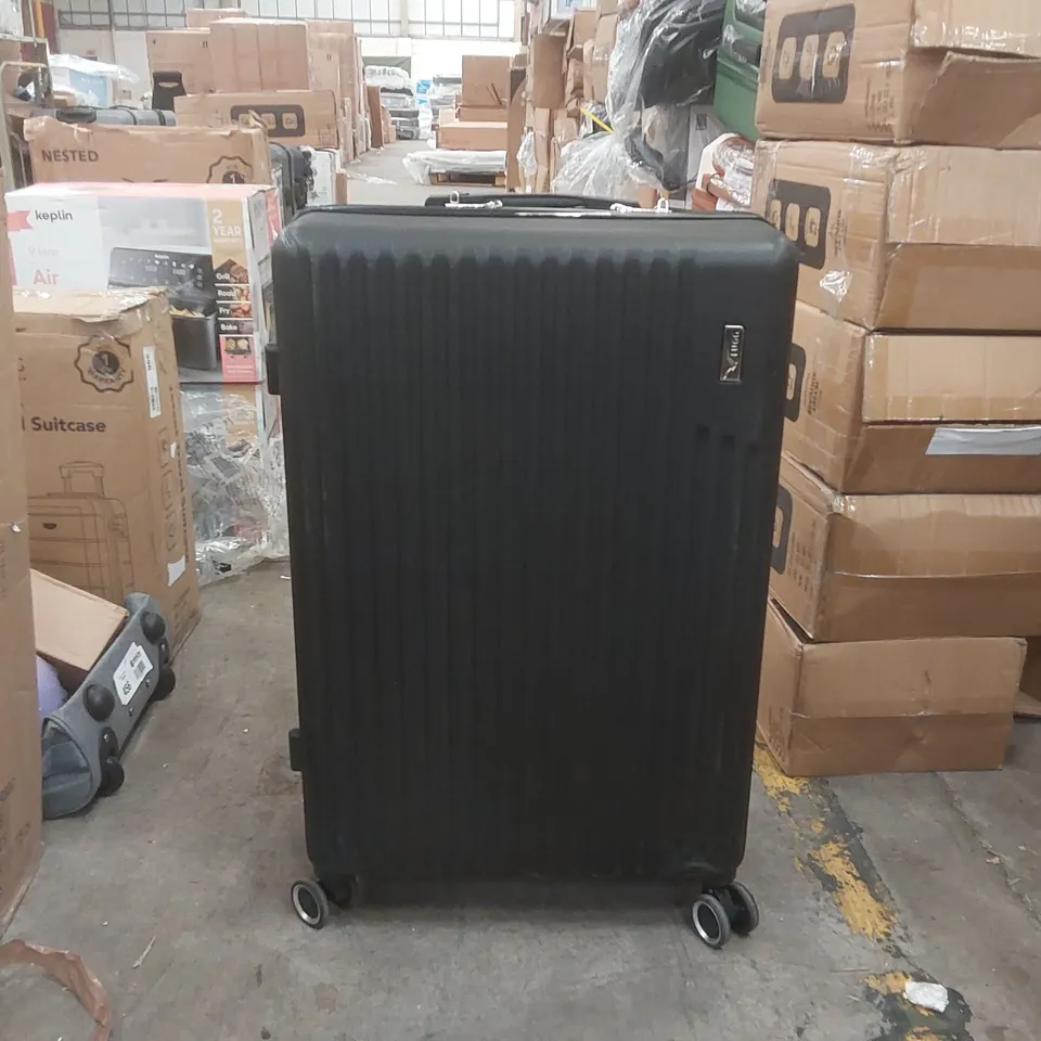LUGG LIGHTWEIGHT TRAVEL SUITCASE 
