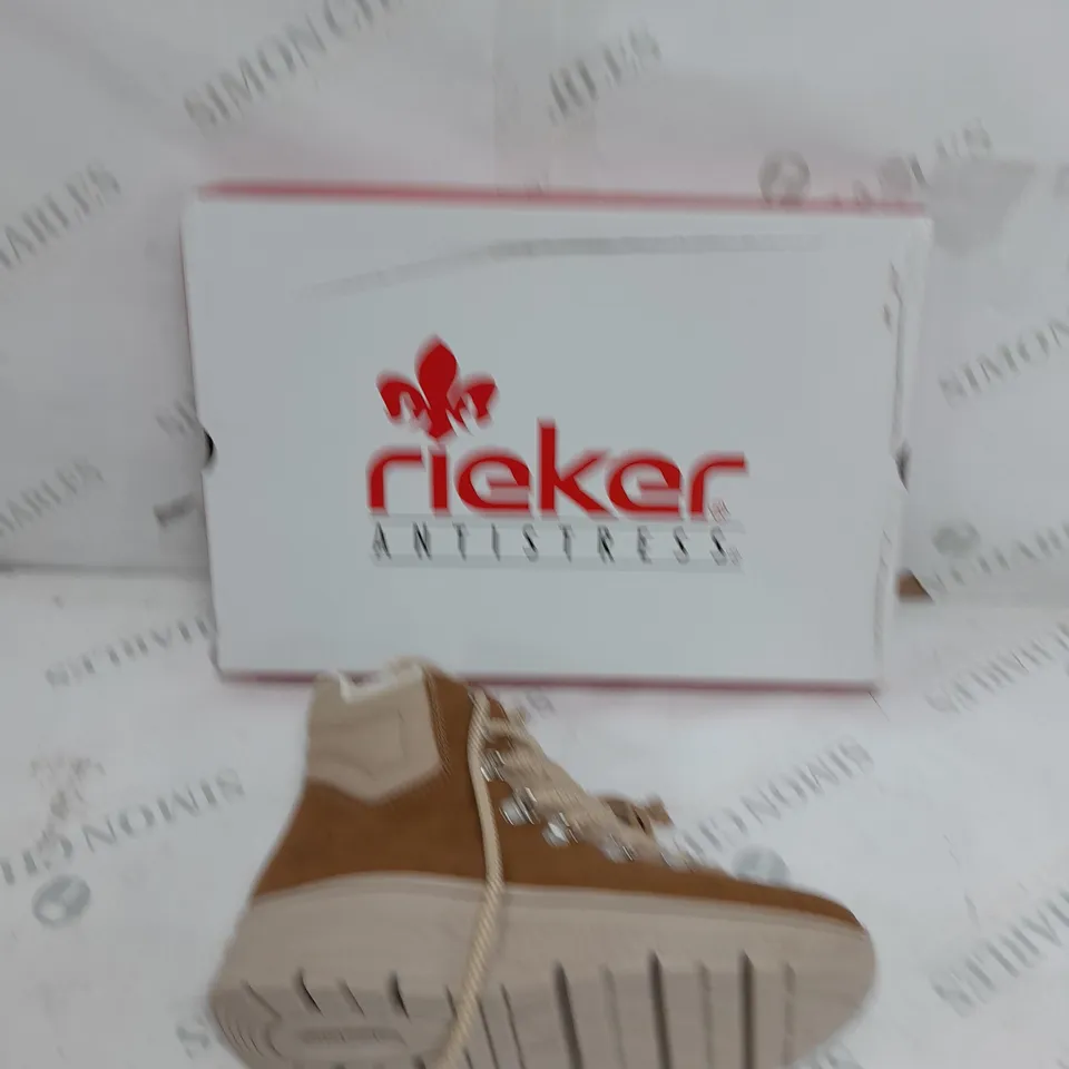 BOXED RIEKER CHUNKY BOOT IN BROWN SIZE 4