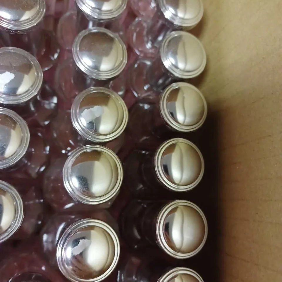 LOT OF APPROX 30 YARDLEY EAU DE TOILETTE SPRAYS - COLLECTION ONLY 