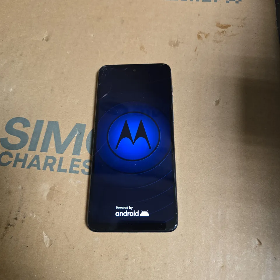 MOTOROLA SMARTPHONE – BLUE