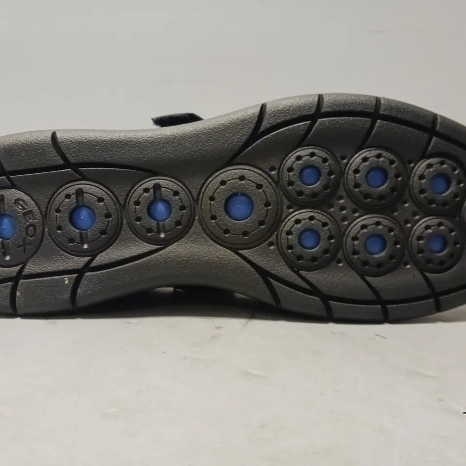 BOXED PAIR OF GEOX U SPHERICA SHOES IN BLACK UK SIZE 10.5