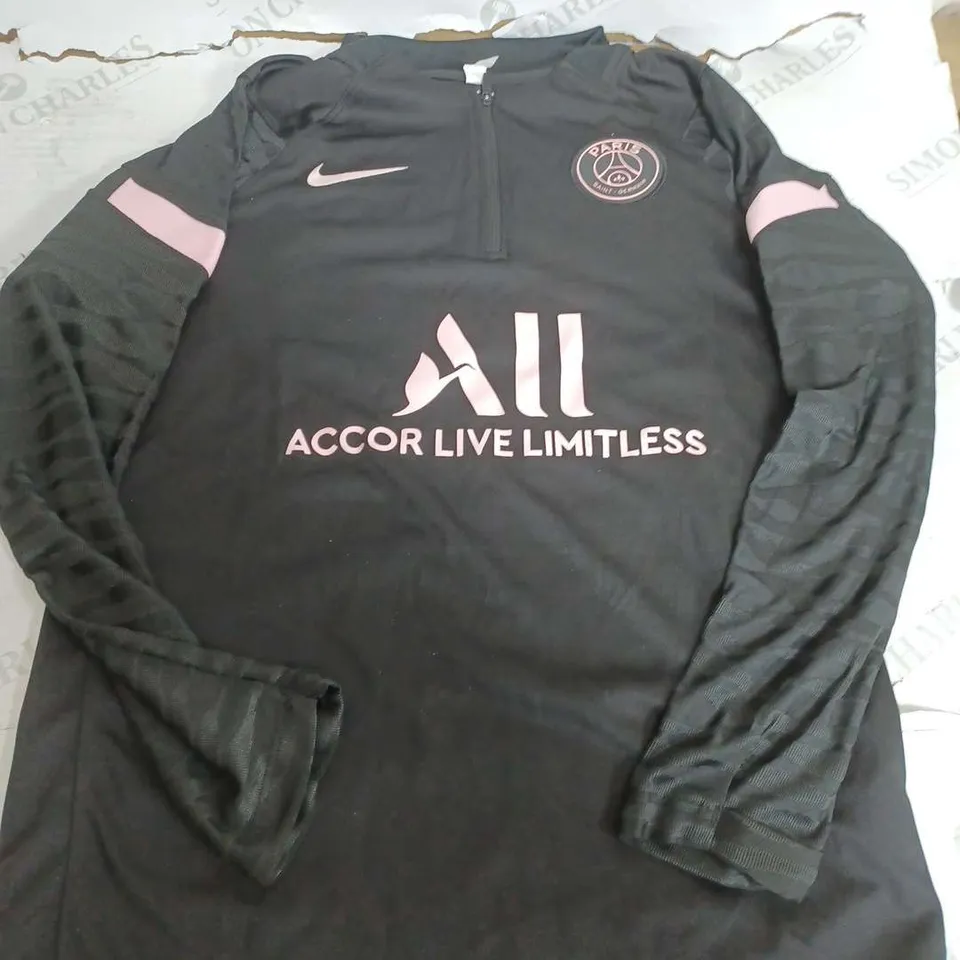 NIKE PARIS SAINT GERMAN QUARTER ZIP - SIZE 18