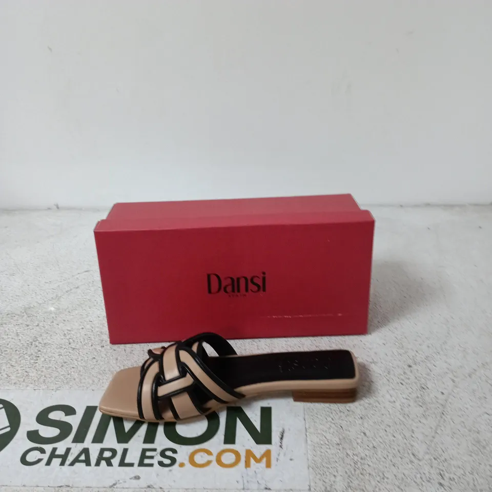 DANSI WOMEN'S SANDALS – BEIGE & BLACK STRAPS (BOXED) - EUR 39