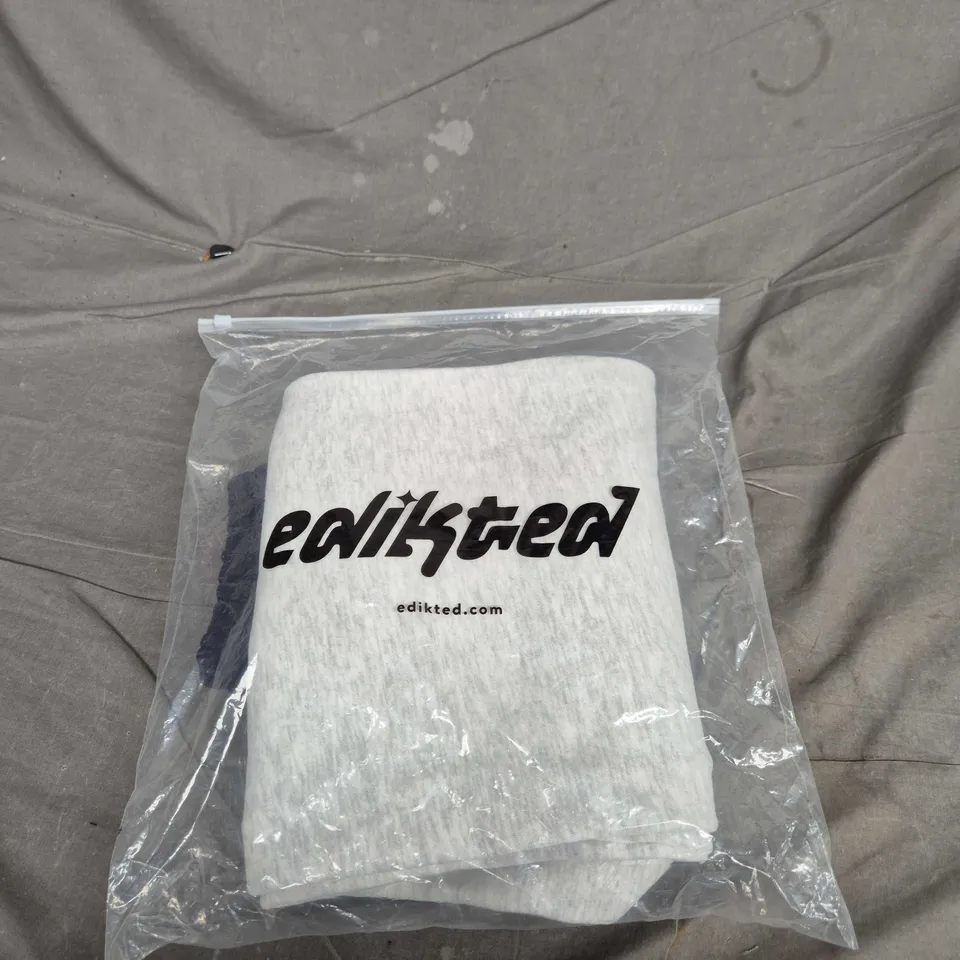 EDIKTED GREY MELANGE JOGGERS – SIZE M 