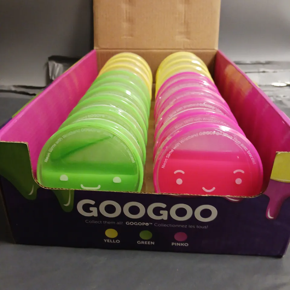 BOX OF APPOXIMATELY 18 GOOBANDS GOOGOO SLIME IN VARIOUS COLOURS