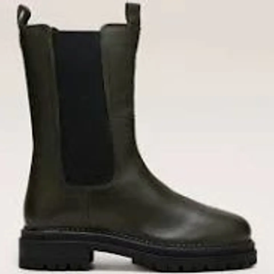 BOXED PAIR OF MODA IN PELLE GIALA MID CALF CHUNKY CHELSEA ANKLE BOOTS IN KHAKI - SIZE 39
