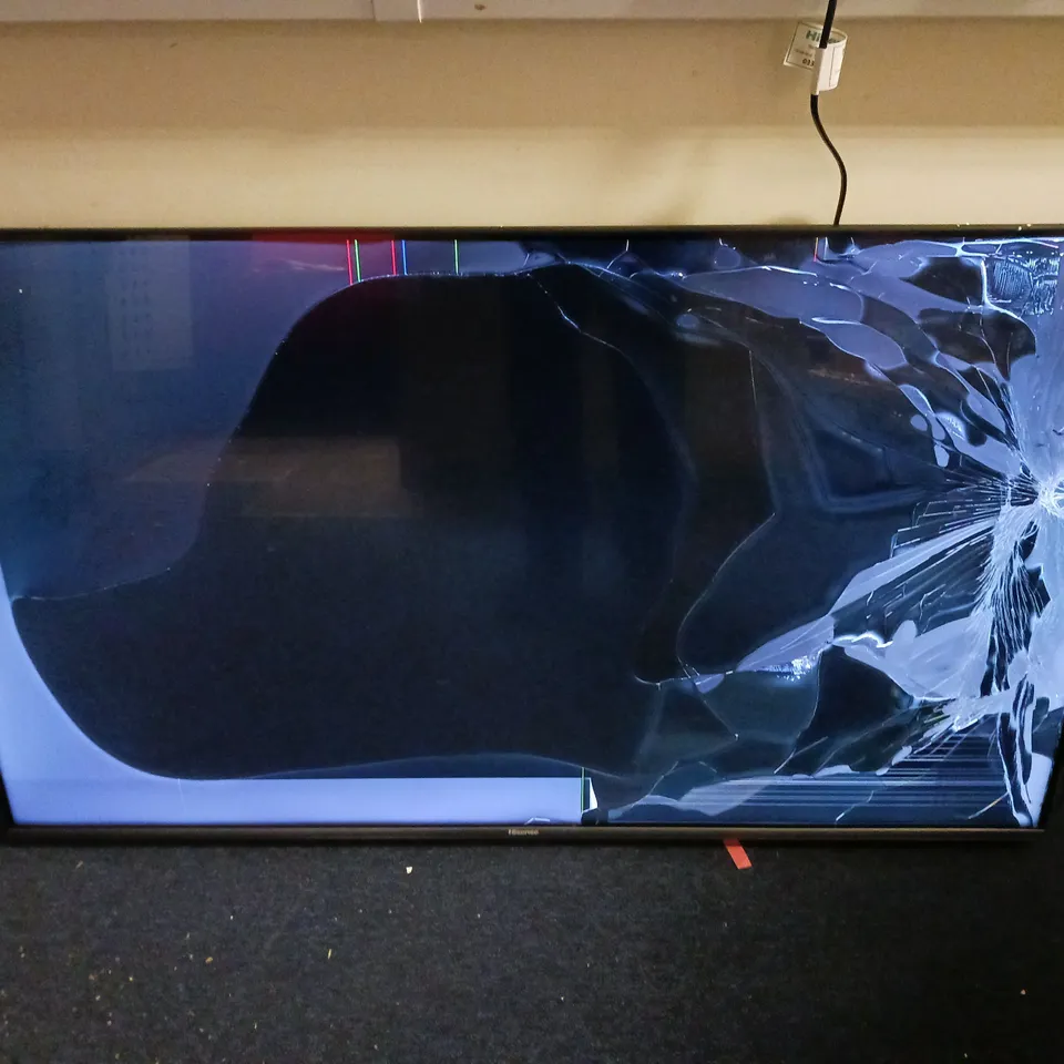 BOXED HISENSE 50" QLED 4K TELEVISION - COLLECTION ONLY