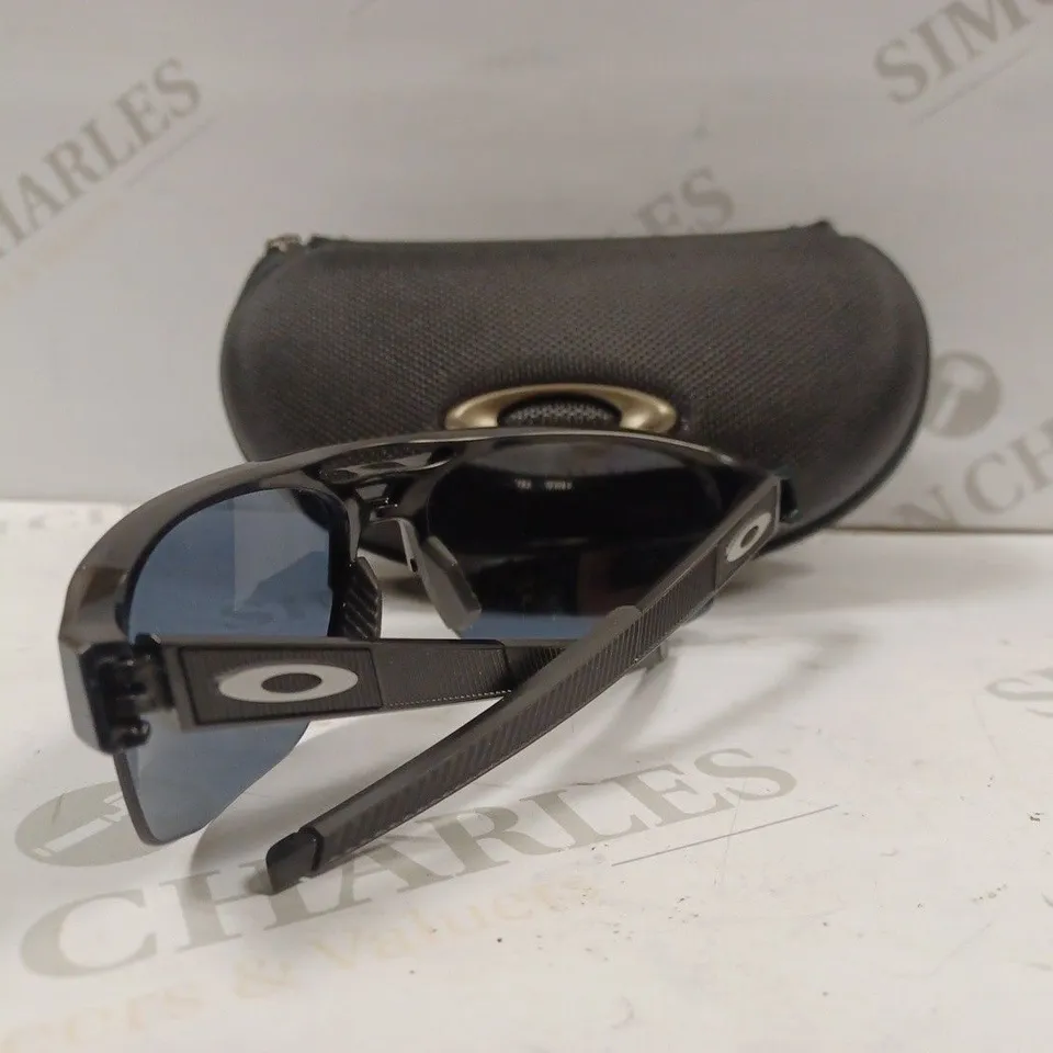 OAKLEYS PRIZM MERCENARY BLACK SUN GLASSES WITH TINTED LENS