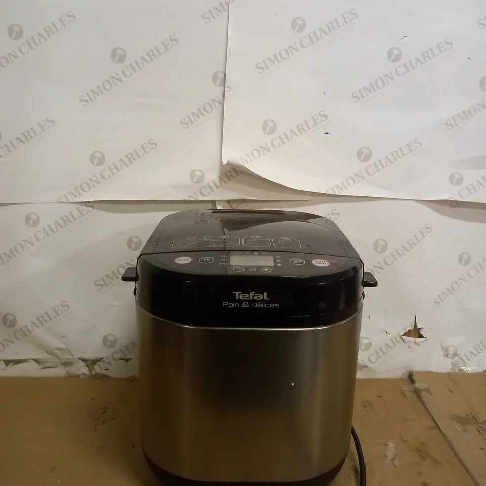 TEFAL PAIN ET DELICES PF240E40 BREADMAKER, YOGHURT POT ACCESSORY, 20 PROGRAMS, GLUTEN-FREE, 700 W, BLACK