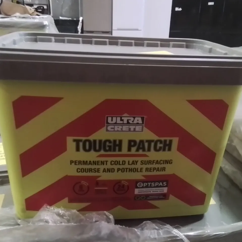PALLET OF ULTRACRETE TOUGH PATCH POTHOLES REPAIR APPROXIMATELY 26 CASES //EXPIRY DATE 18.05.25 26KG PER CASE