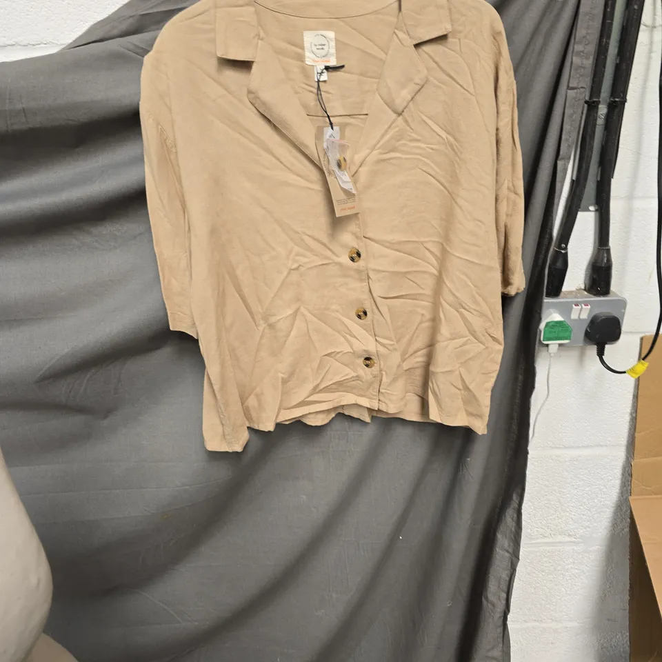RIVER ISLAND BEIGE BUTTON-FRONT SHIRT – WOMEN'S, SIZE L